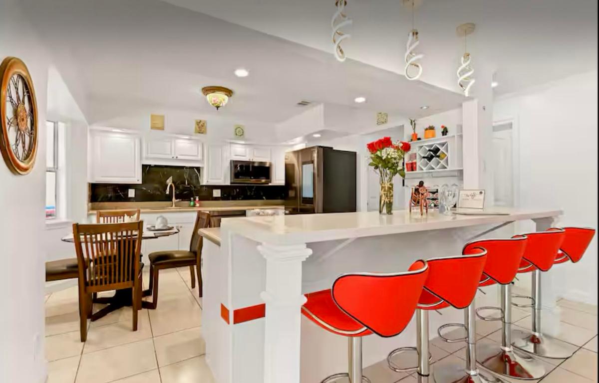 HYPOLUXO VILLAGE 1 - Residential