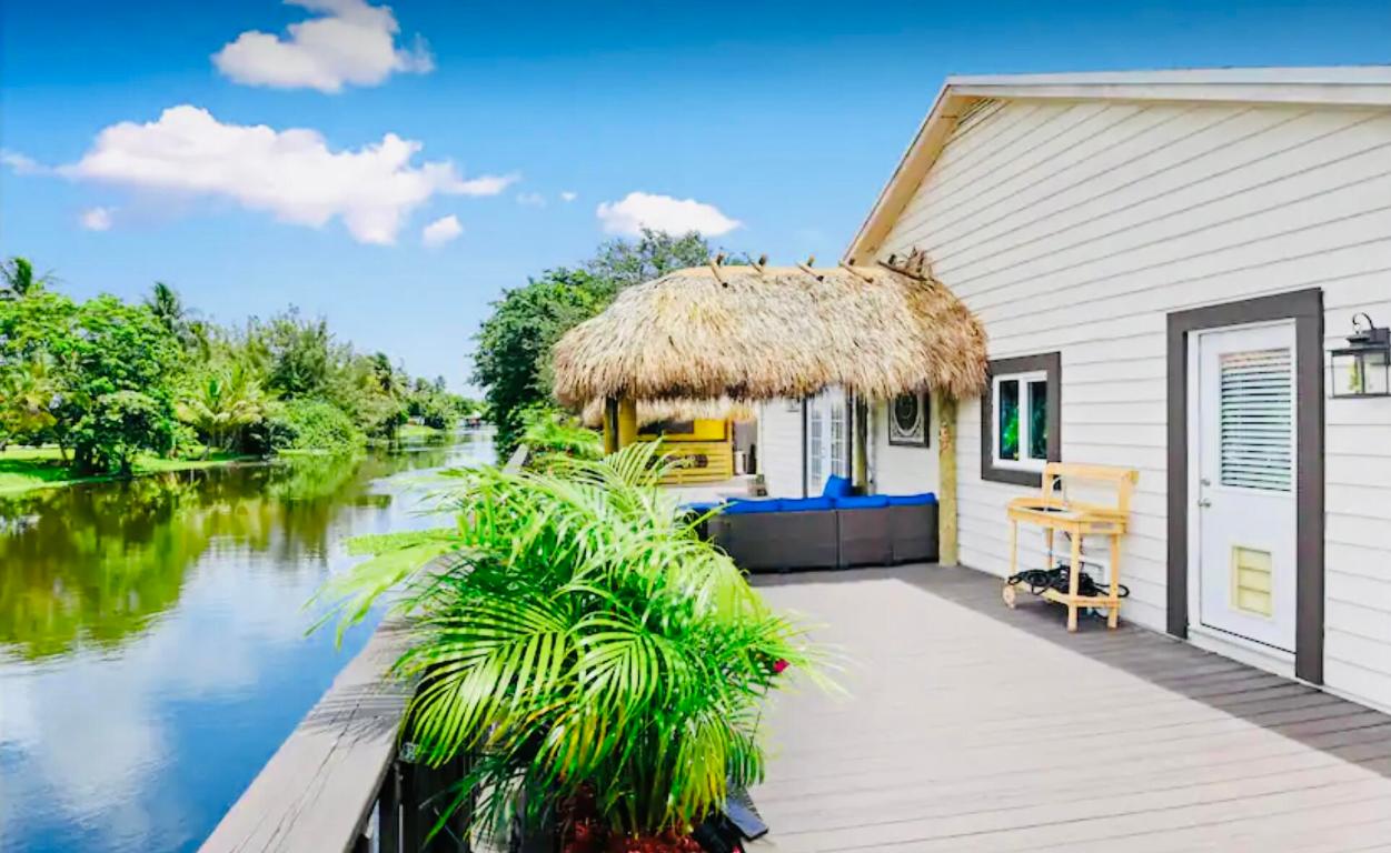 HYPOLUXO VILLAGE 1 - Residential