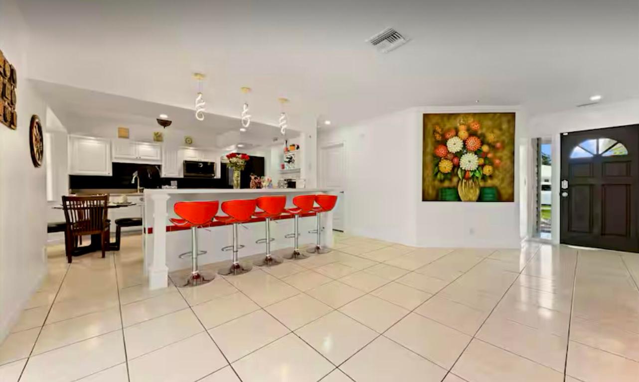 HYPOLUXO VILLAGE 1 - Residential