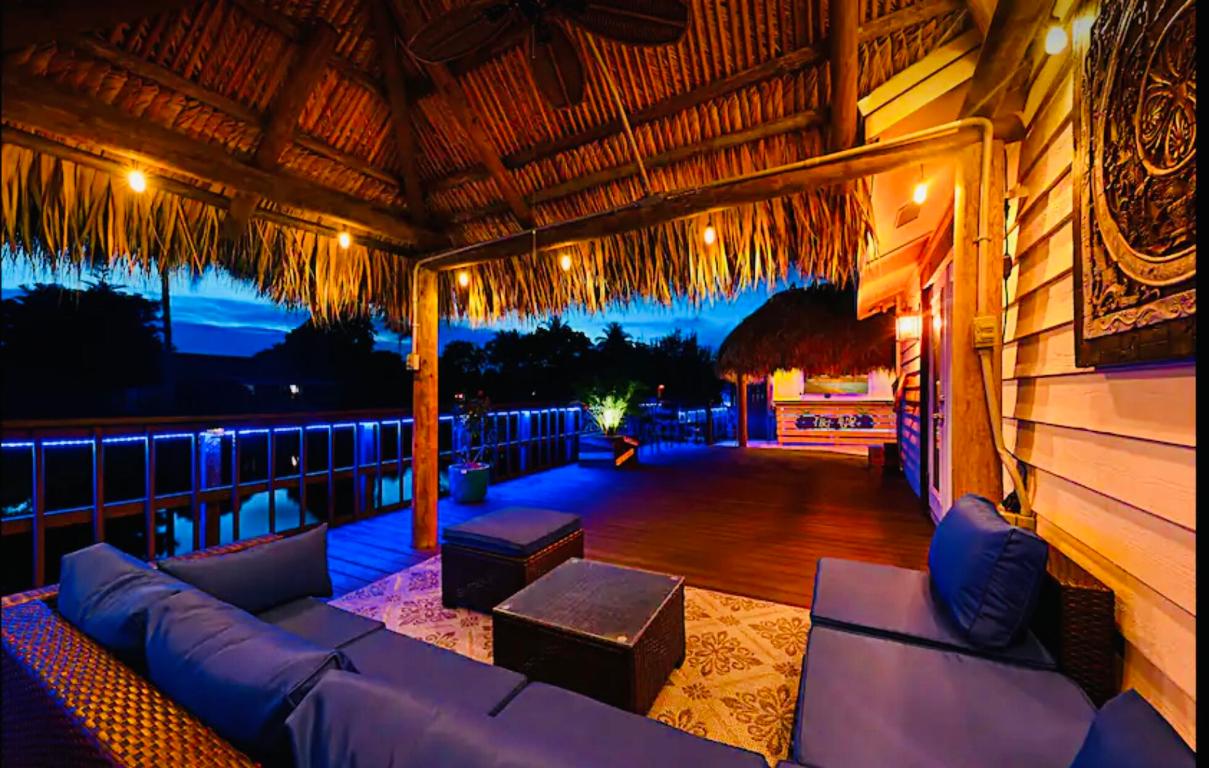 HYPOLUXO VILLAGE 1 - Residential