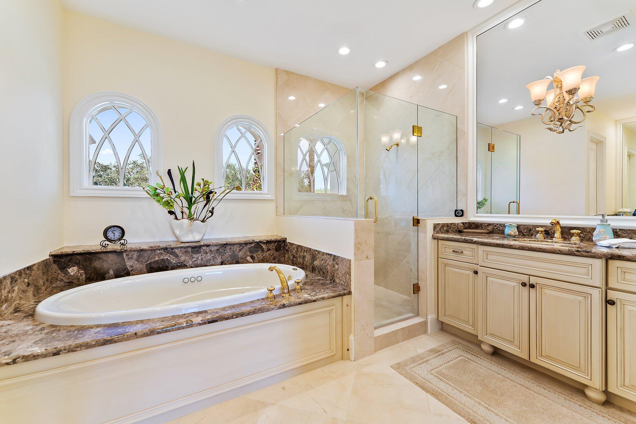 OLD PALM 5 - Residential