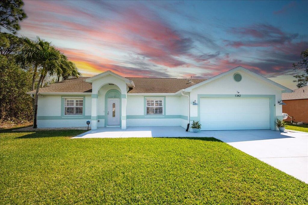 Photo of 1342 SW Halford Avenue, Port Saint Lucie, FL 34953 (MLS # R10961757)