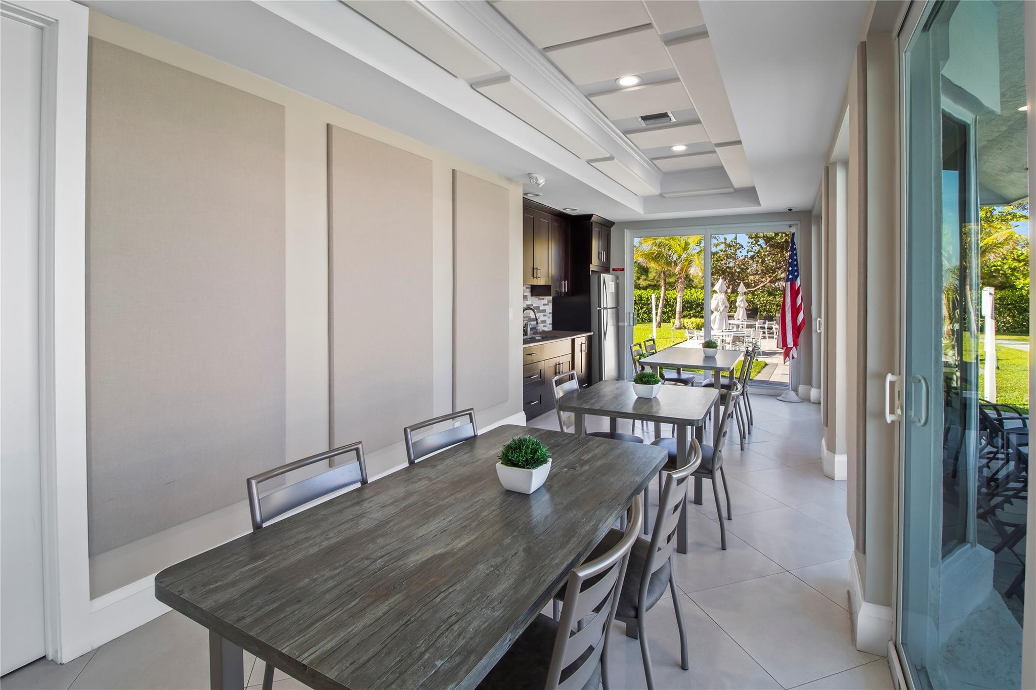 Tiara East Condominium - Residential