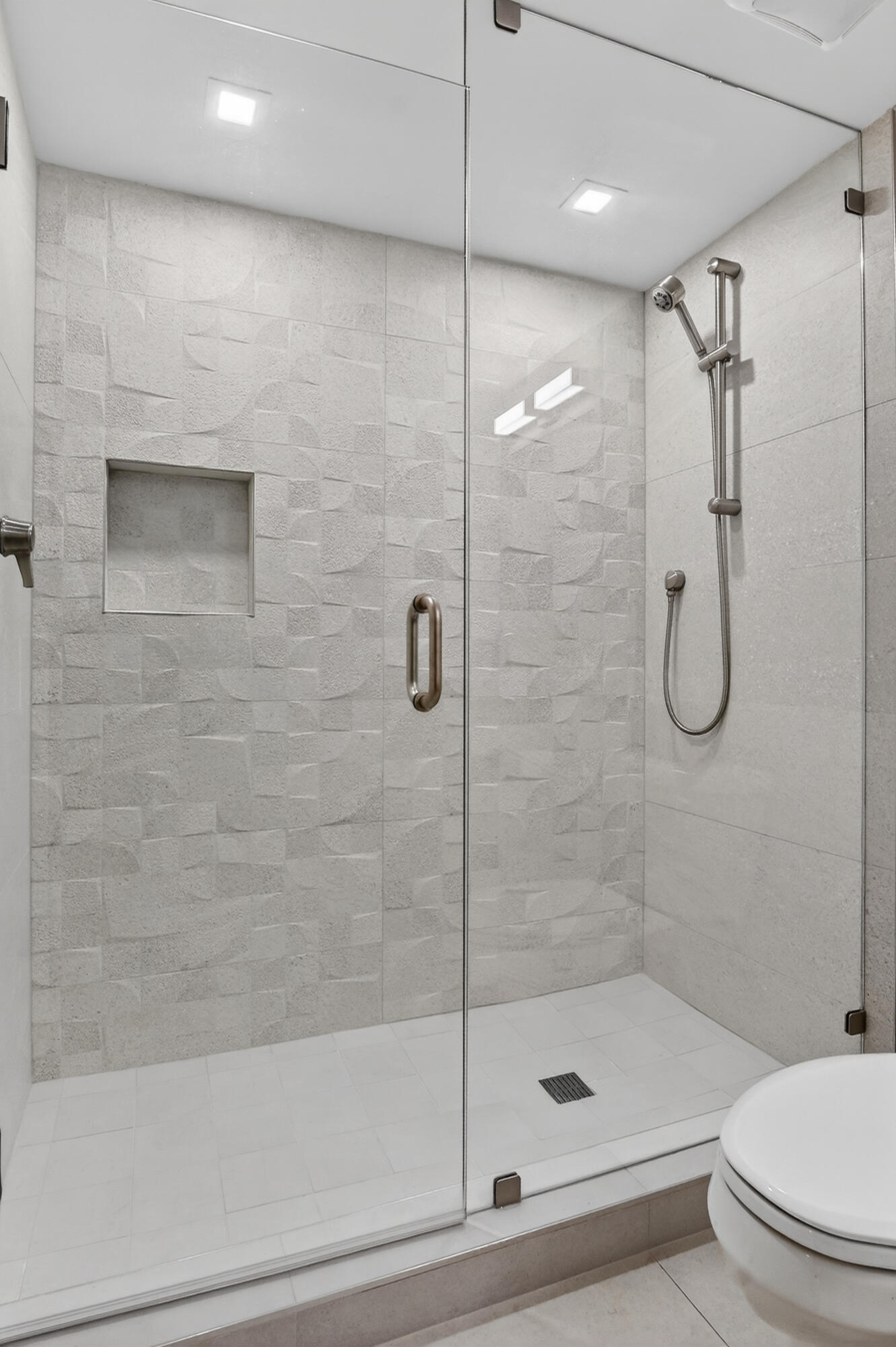 Lakewood Midrise - Residential