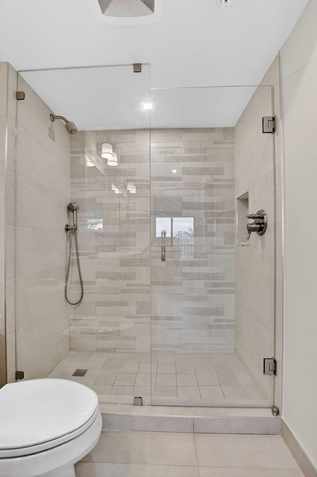 Lakewood Midrise - Residential