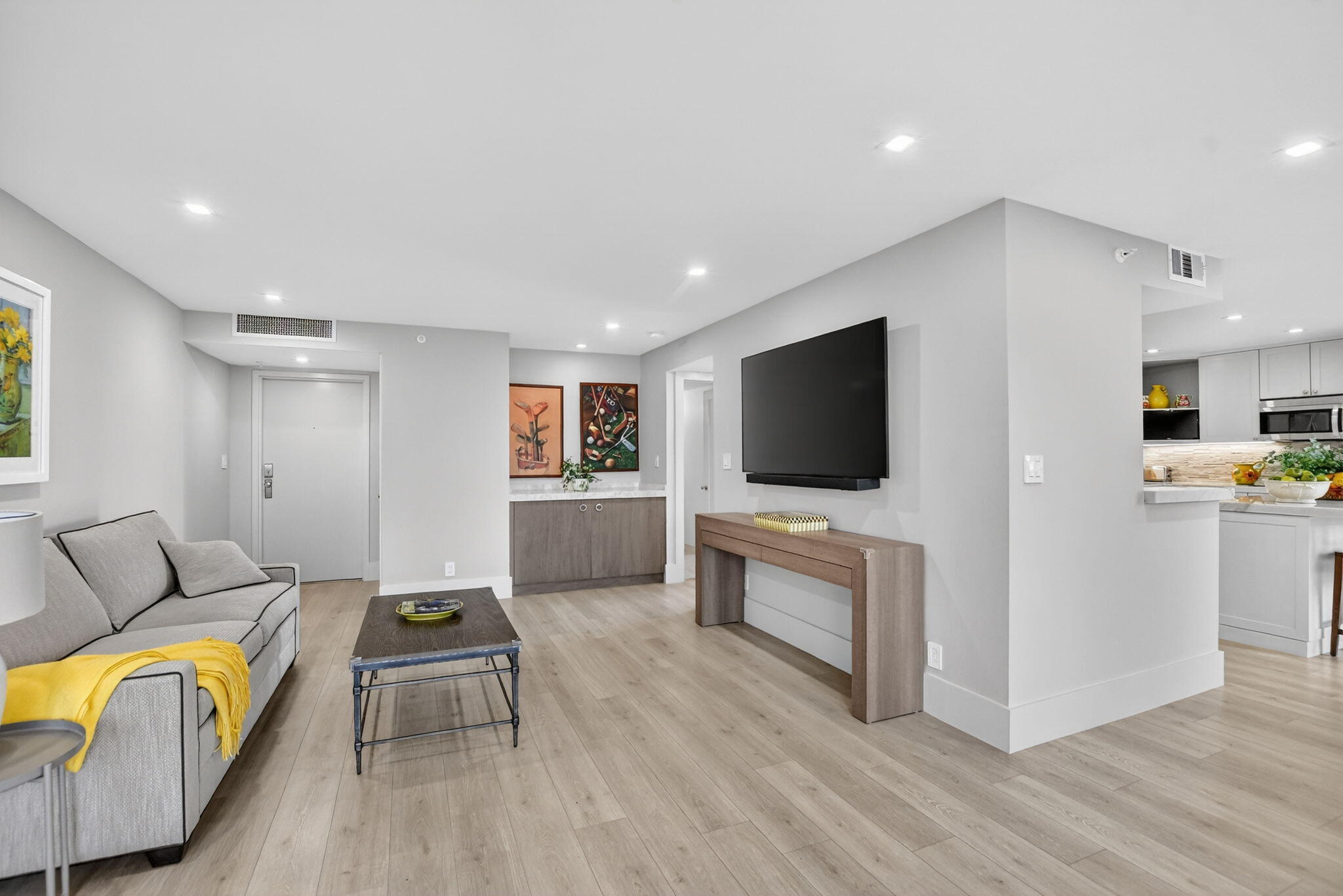 Lakewood Midrise - Residential