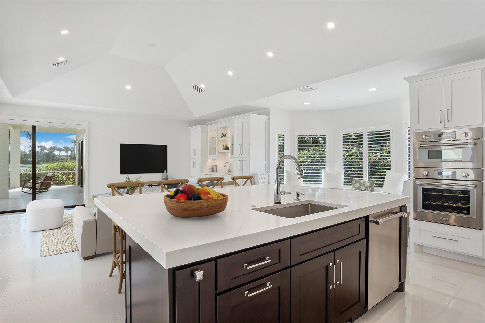 SAILFISH POINT - Residential