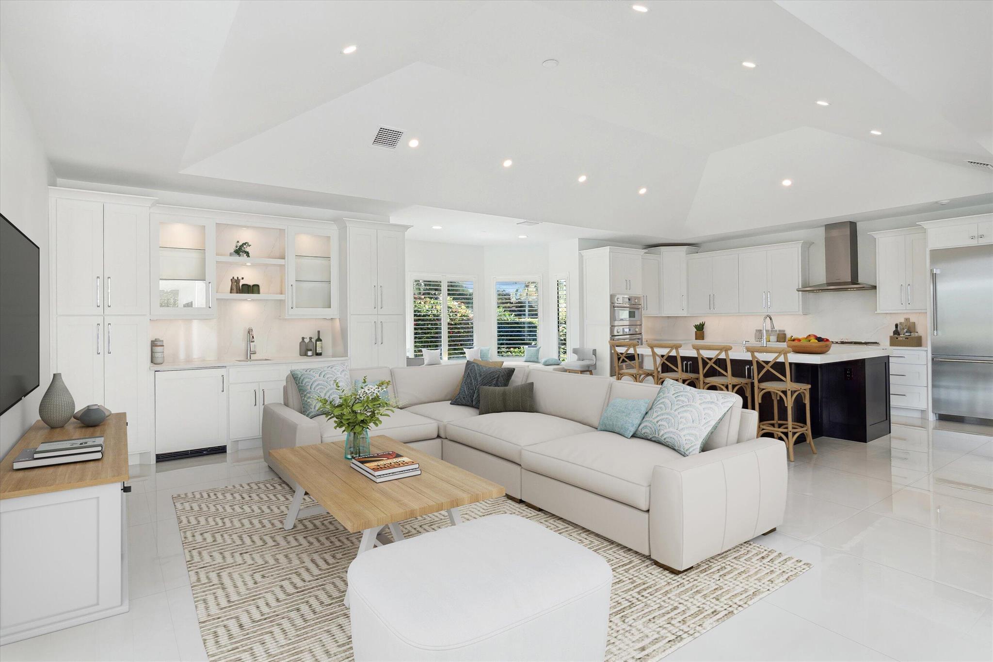 SAILFISH POINT - Residential