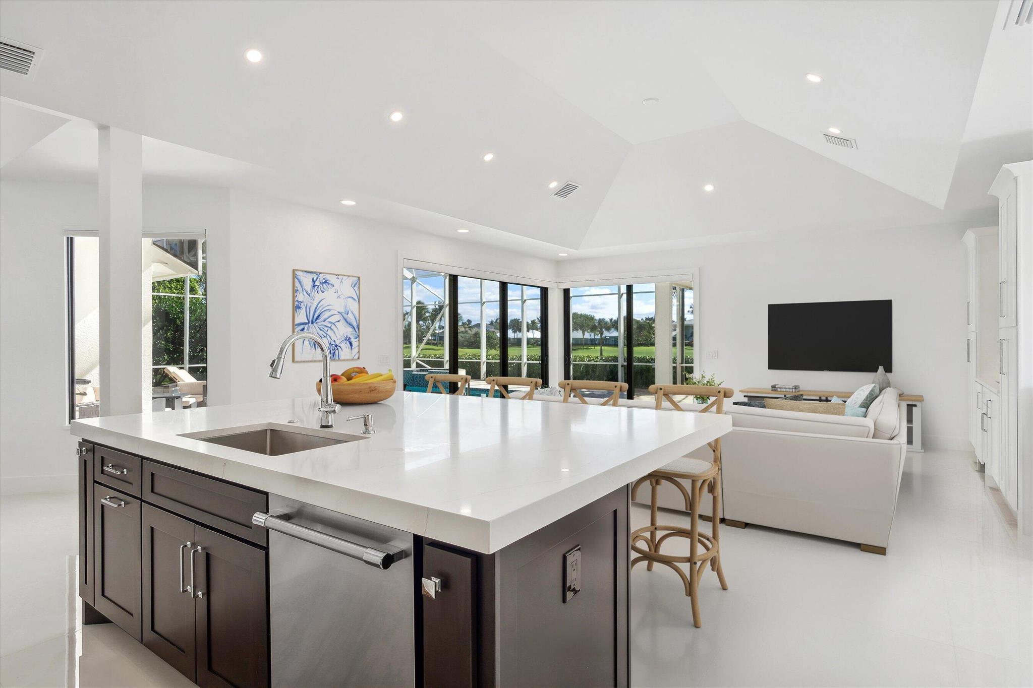 SAILFISH POINT - Residential