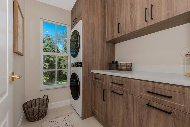 Woodside Estates 127-10 B - Residential