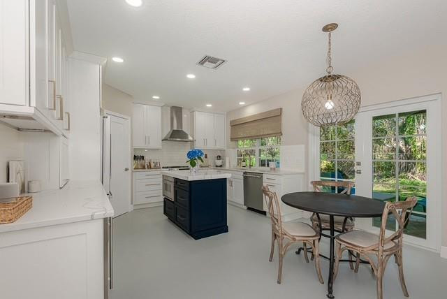 Woodside Estates 127-10 B - Residential