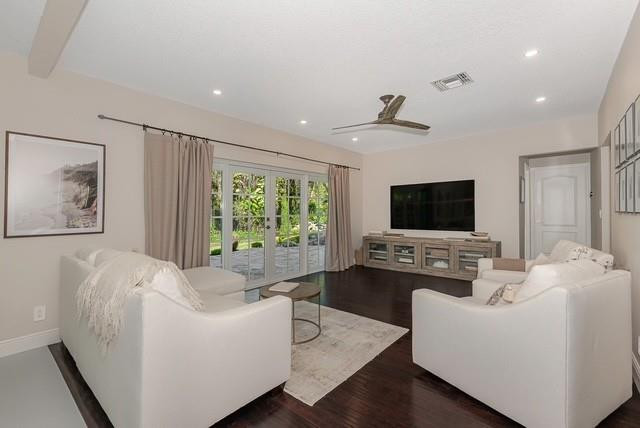 Woodside Estates 127-10 B - Residential