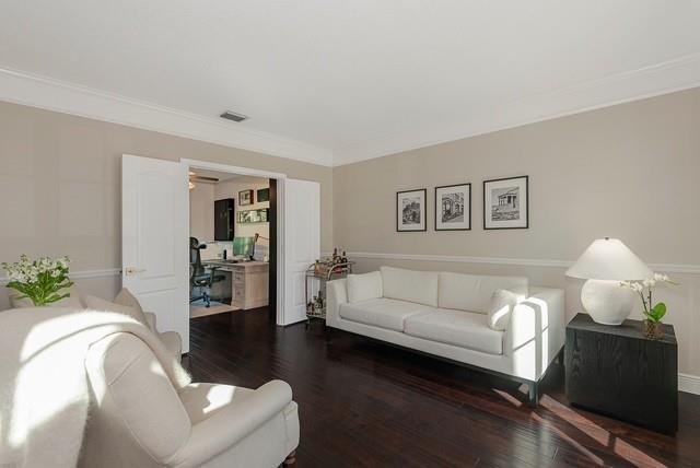 Woodside Estates 127-10 B - Residential