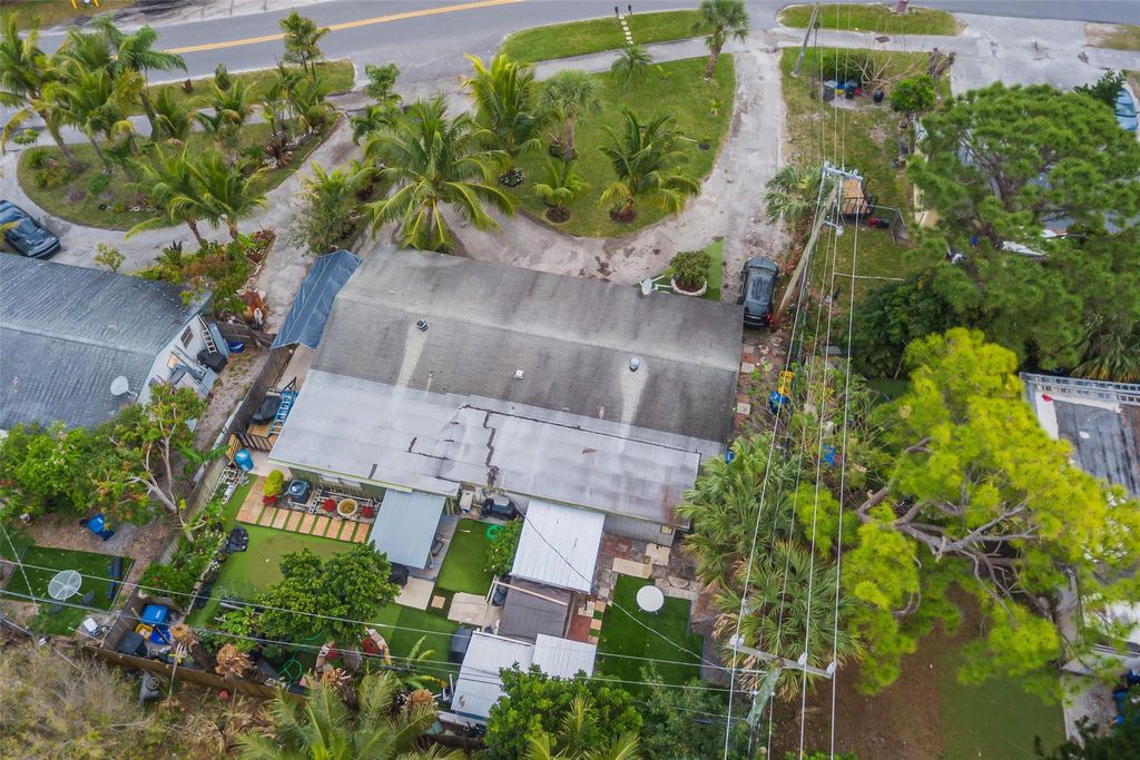 Photo of 800 Philadelphia Drive, Jupiter, FL 33458 (MLS # F10490529)