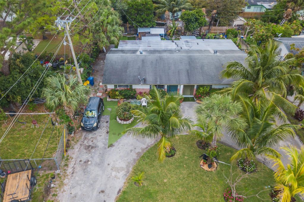 Photo of 800 Philadelphia Drive, Jupiter, FL 33458 (MLS # F10490529)