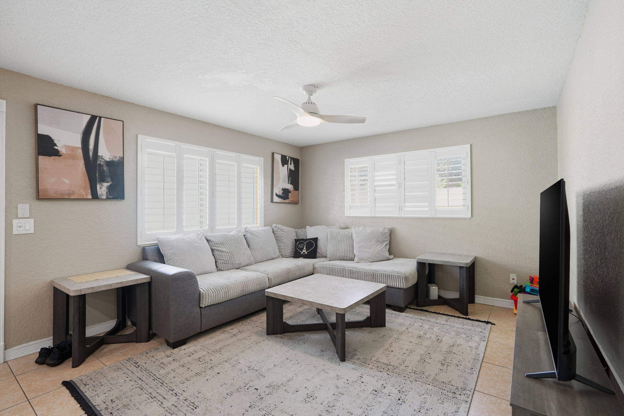 OAKLAND PARK - Residential Income