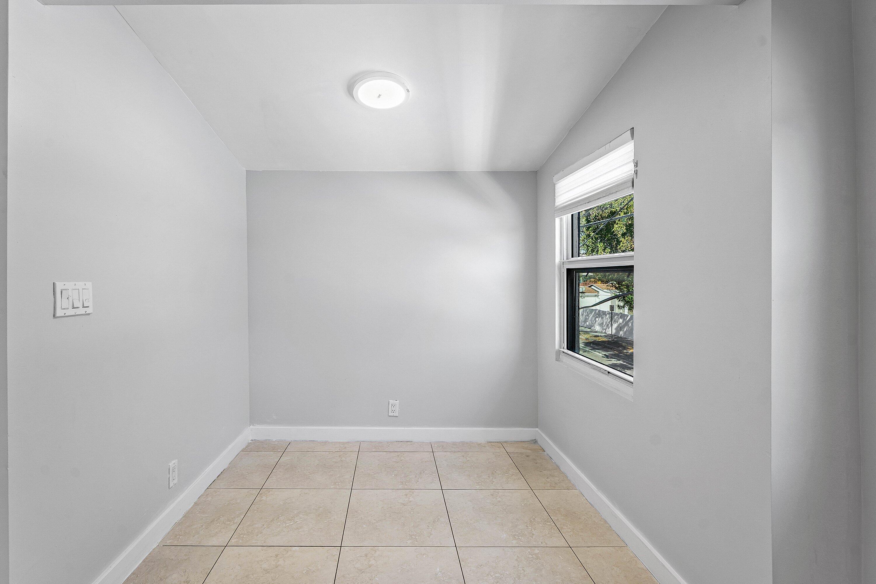 LAKEVIEW RIDGE - Residential Lease