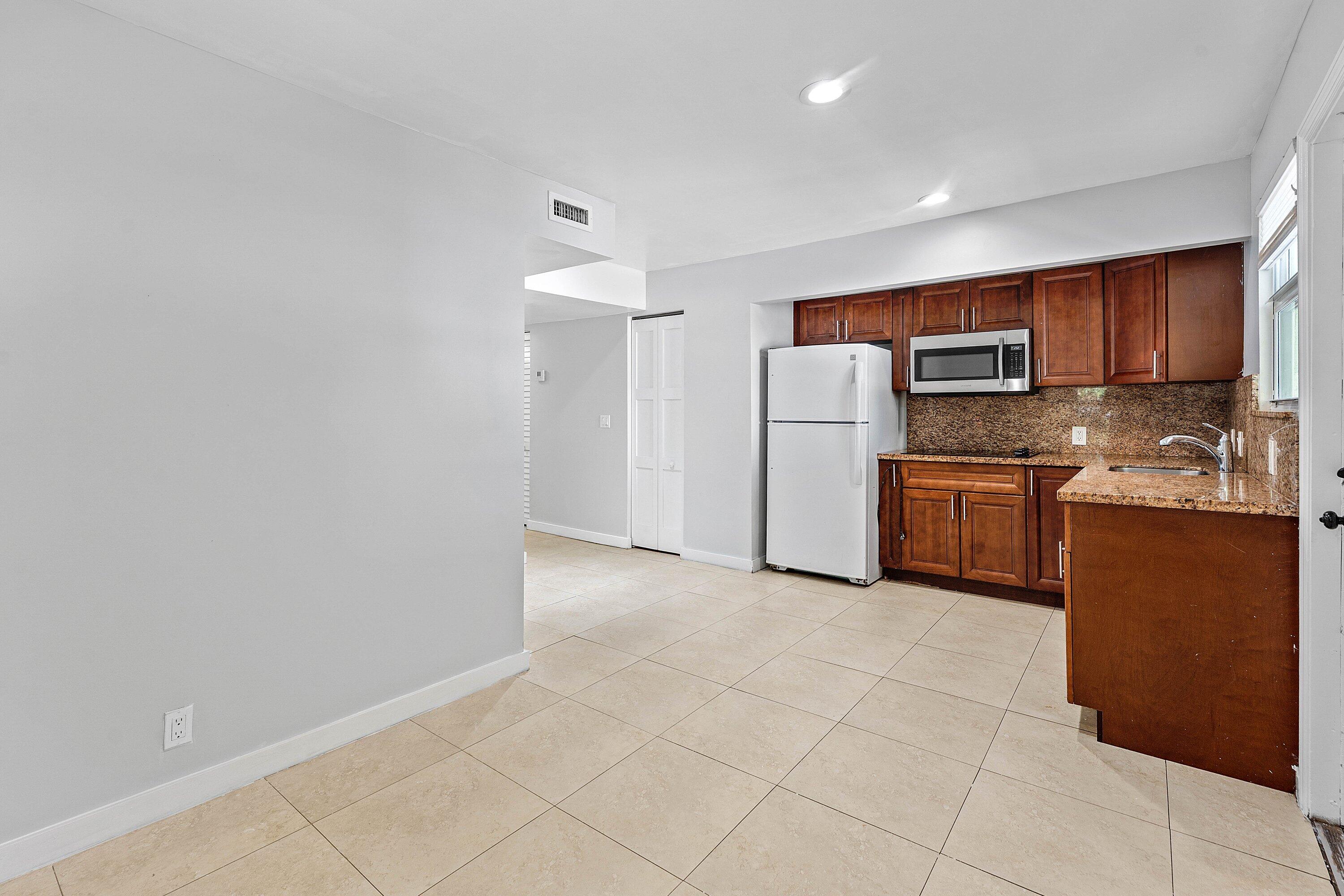 LAKEVIEW RIDGE - Residential Lease