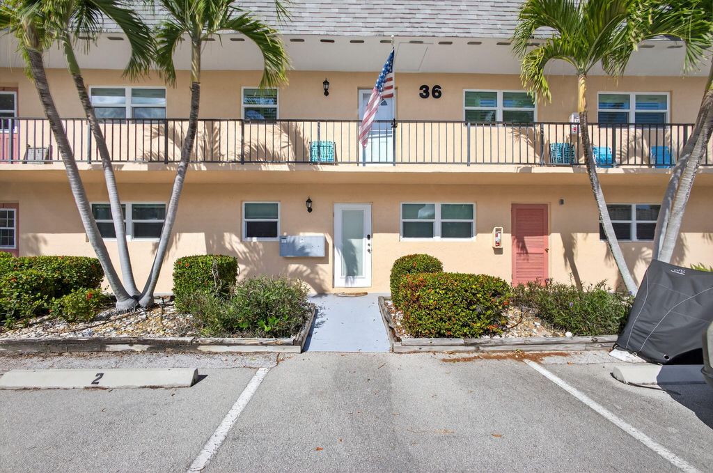 Photo of 2950 SE Ocean Blvd, Stuart, FL 34996 (MLS # R11164179)