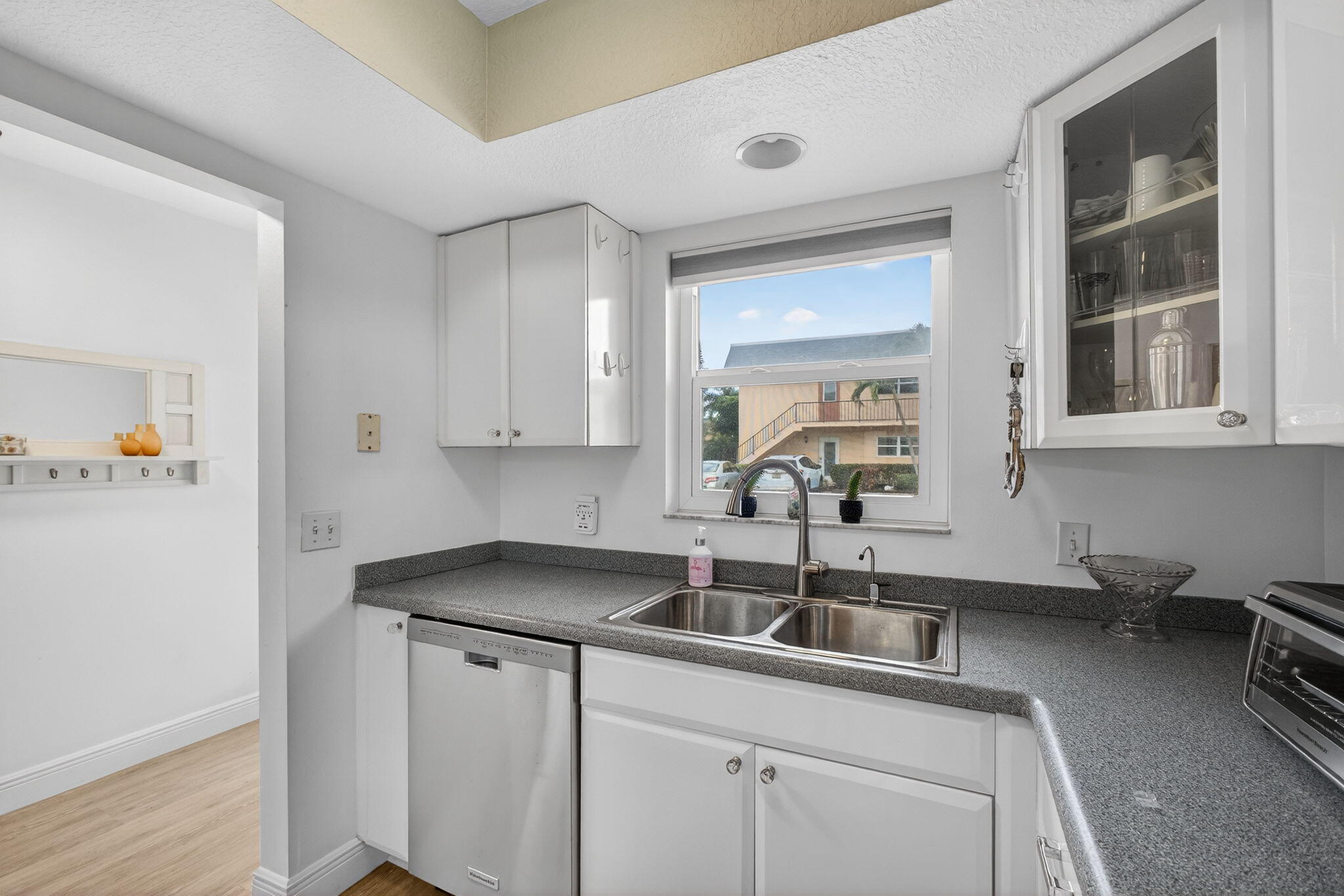 Kingswood Condo BLDG 36-2 - Residential Lease