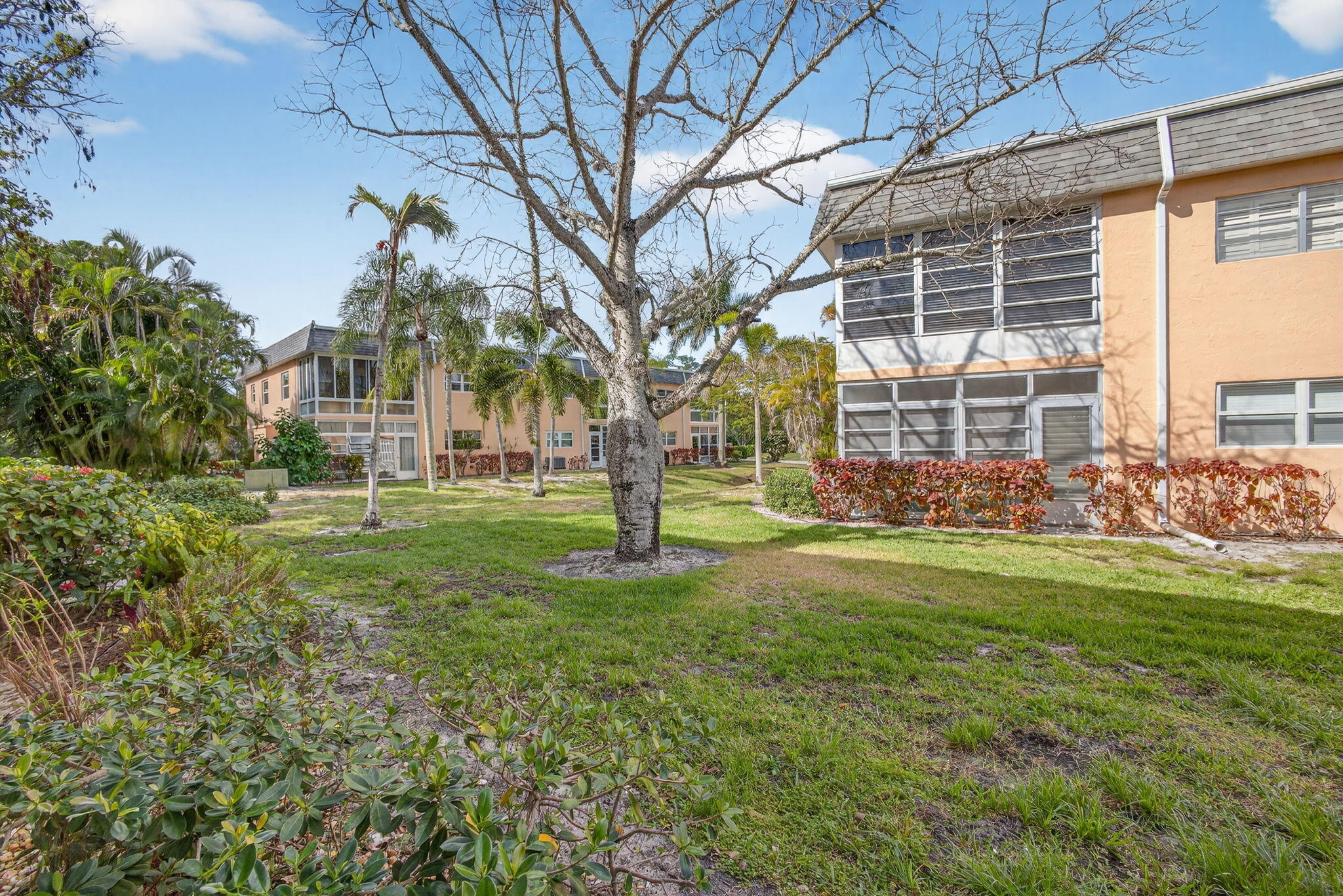 Kingswood Condo BLDG 36-2 - Residential Lease