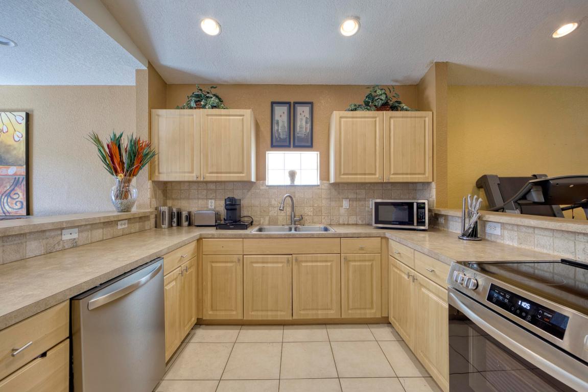 HAWKS LANDING - Residential