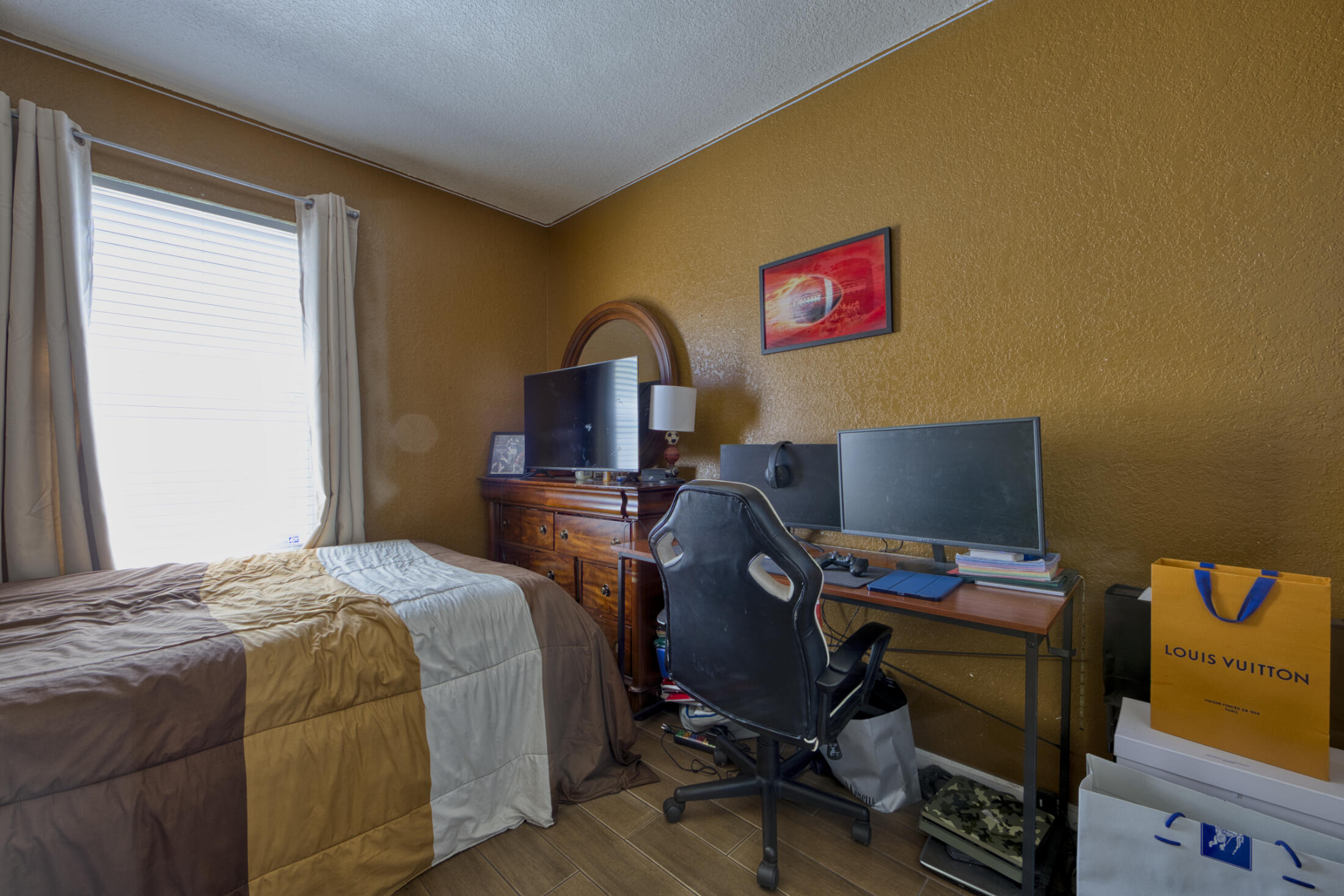 HAWKS LANDING - Residential