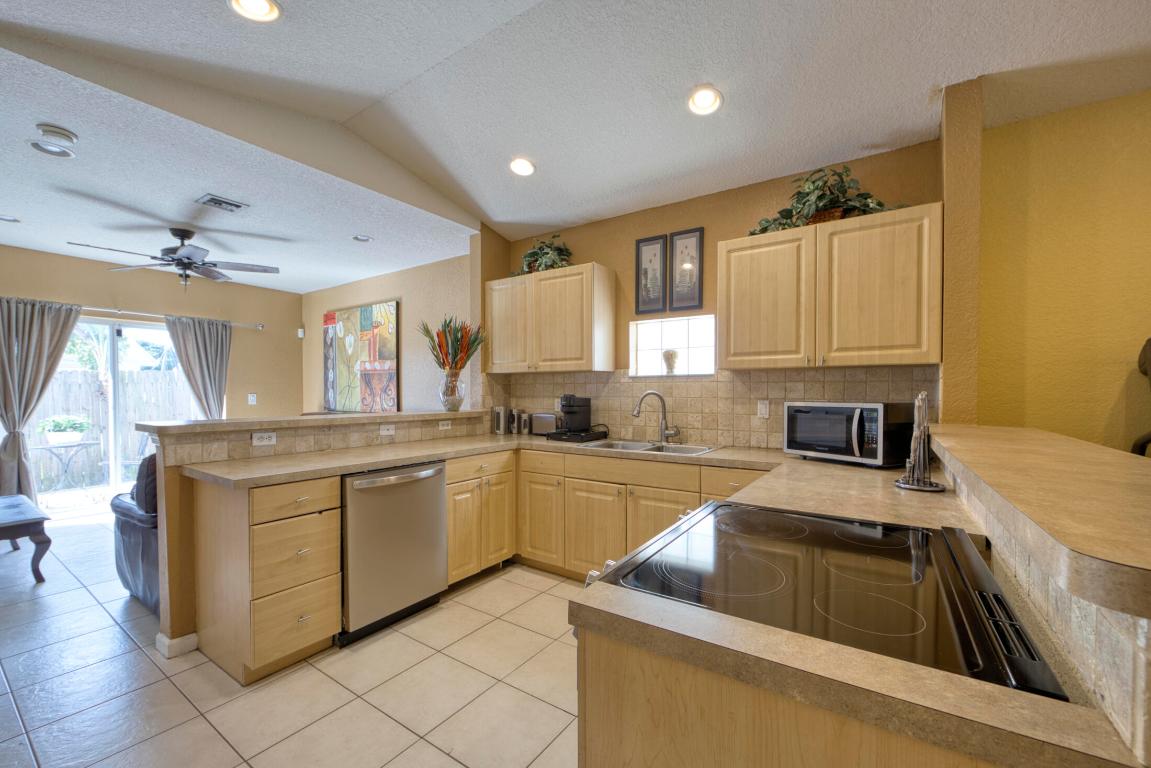 HAWKS LANDING - Residential