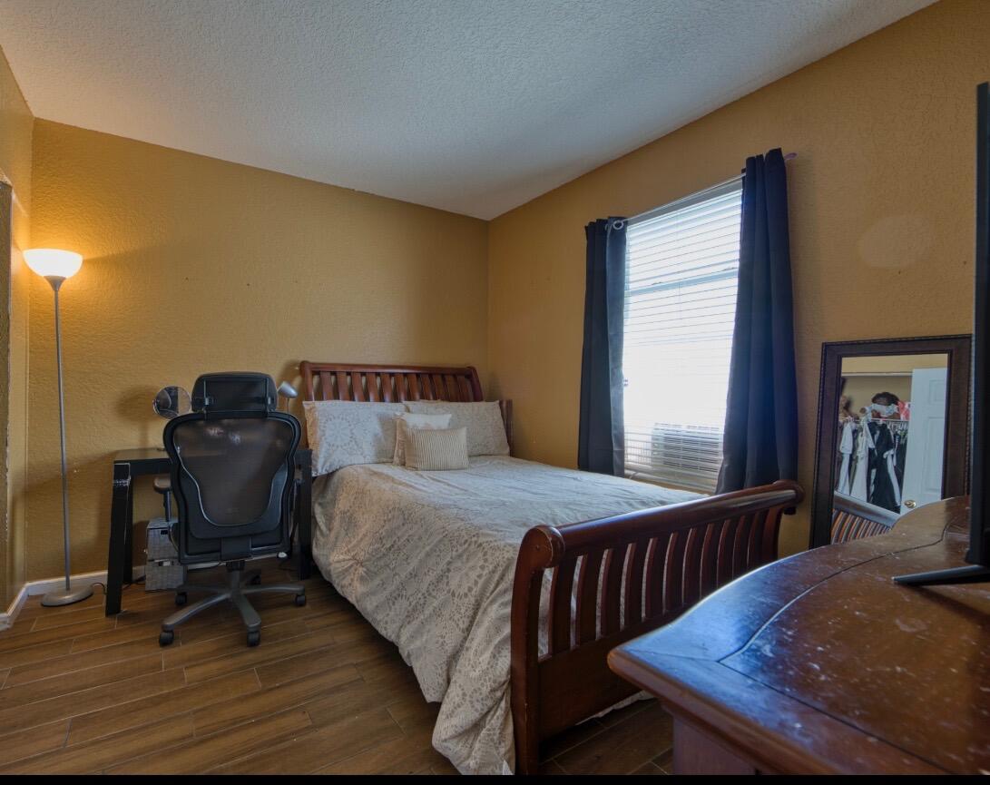 HAWKS LANDING - Residential