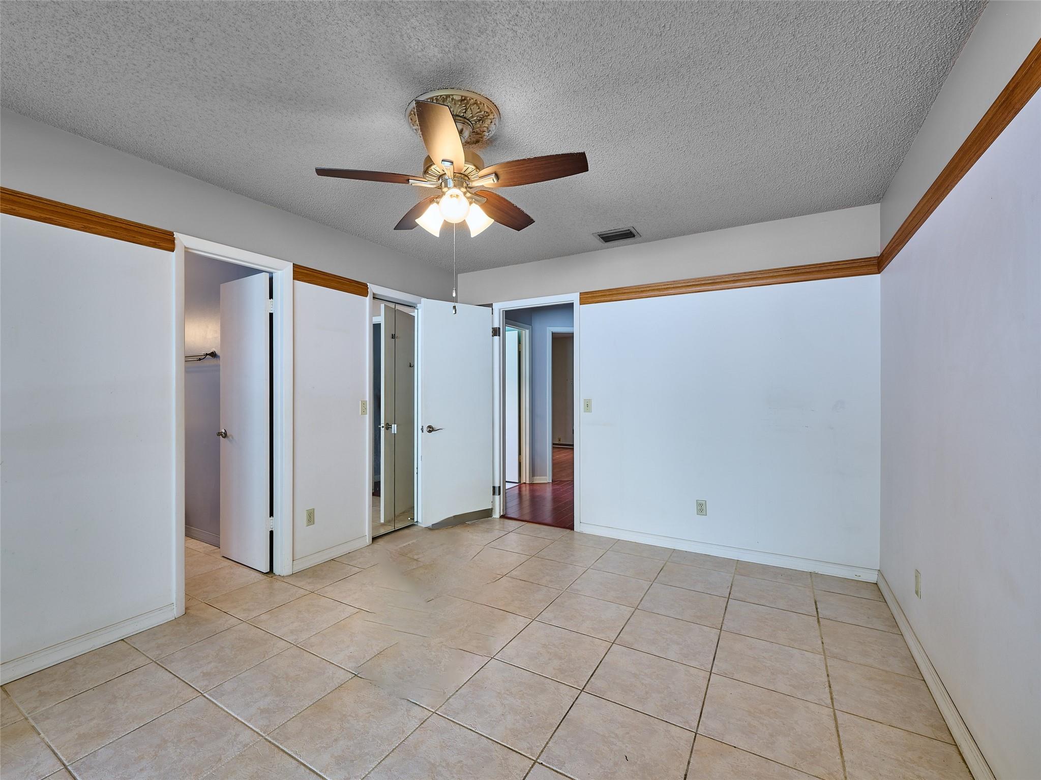 Town & Country Estates Se - Residential