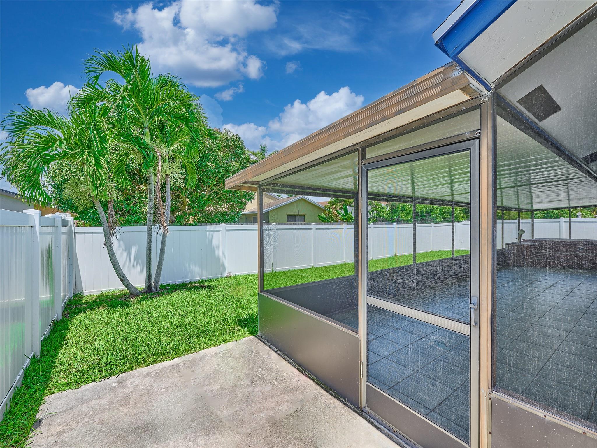 Town & Country Estates Se - Residential