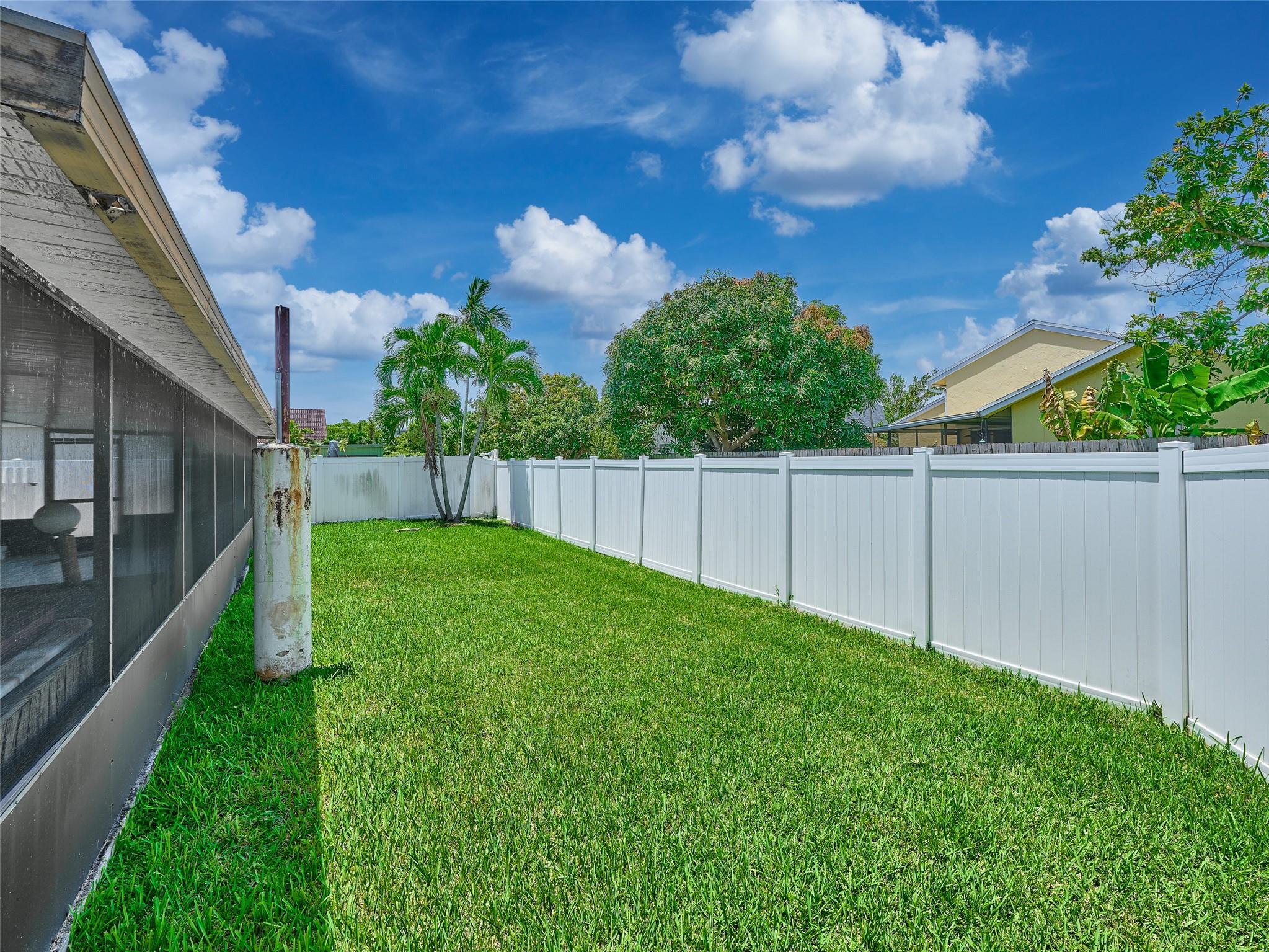 Town & Country Estates Se - Residential