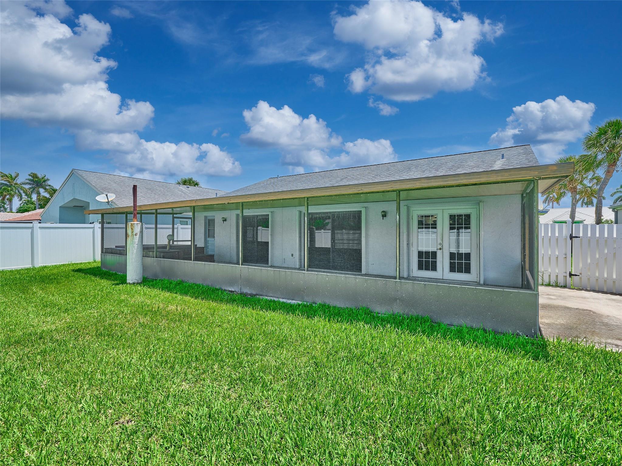 Town & Country Estates Se - Residential