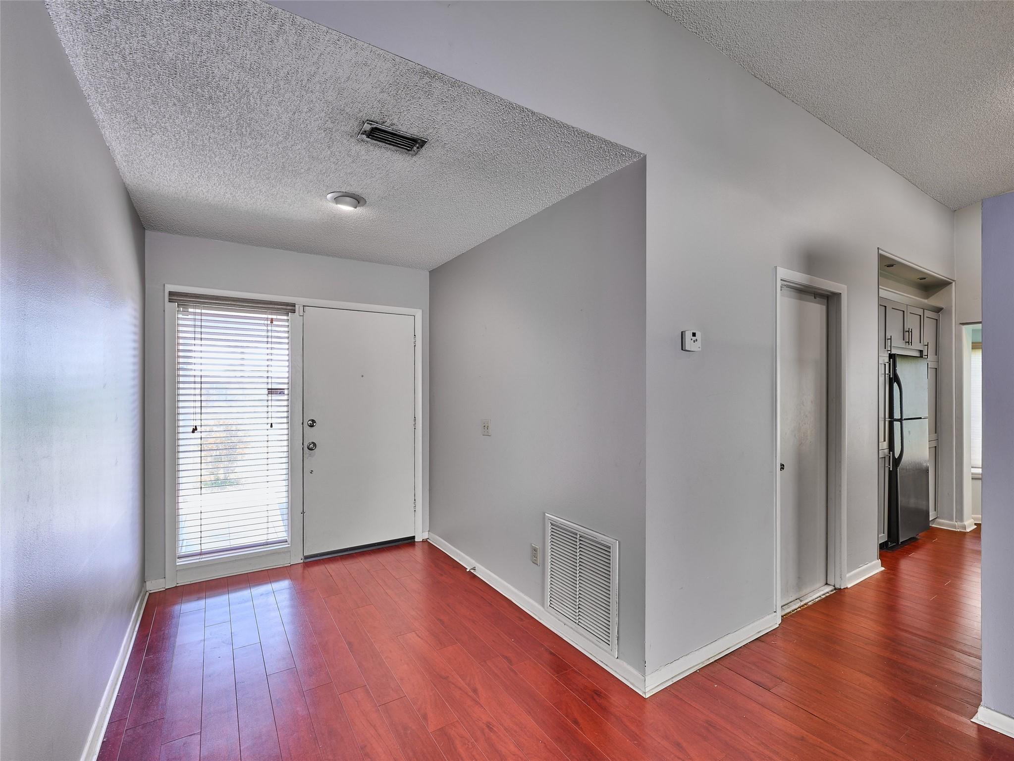 Town & Country Estates Se - Residential