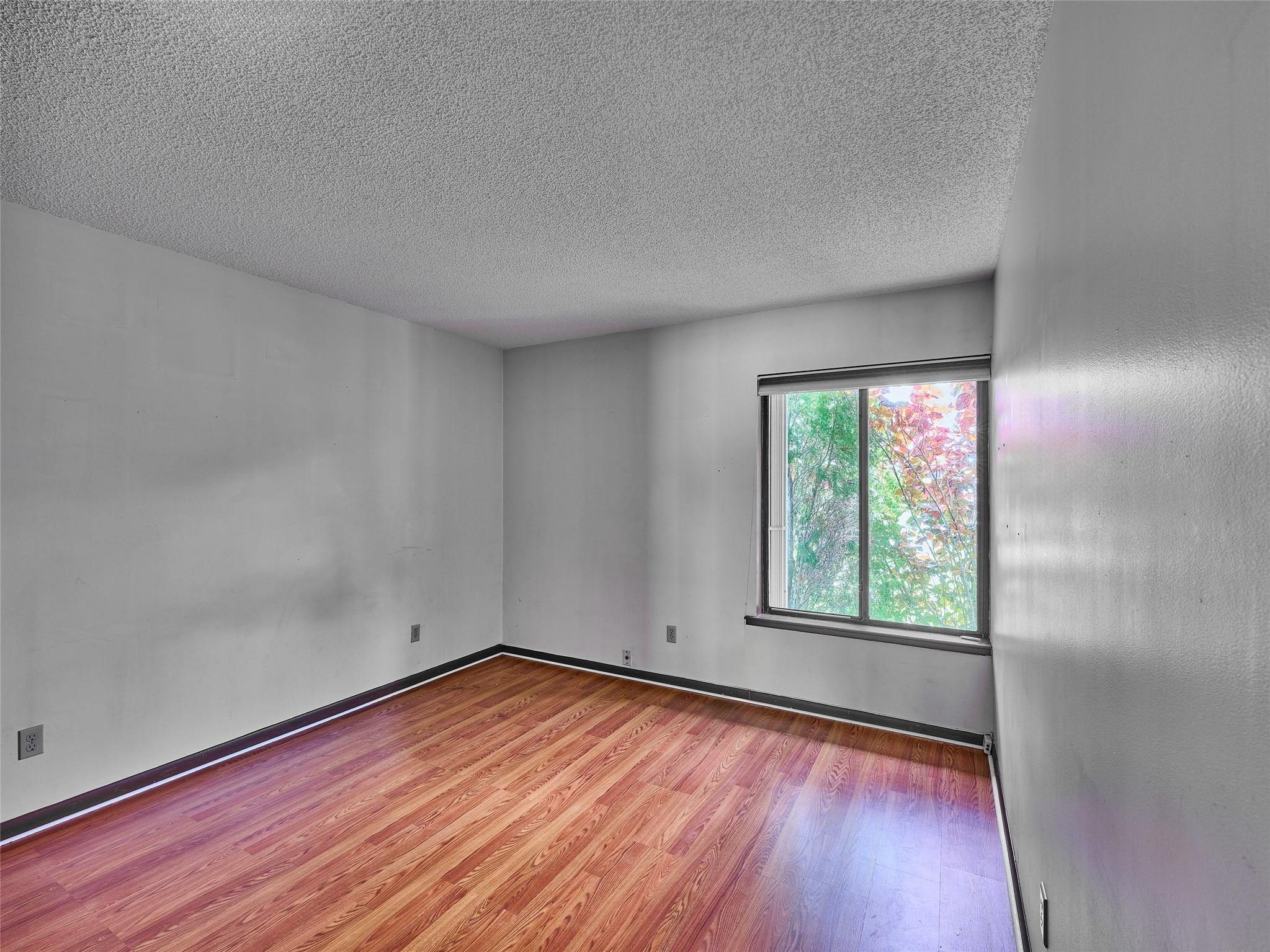 Town & Country Estates Se - Residential