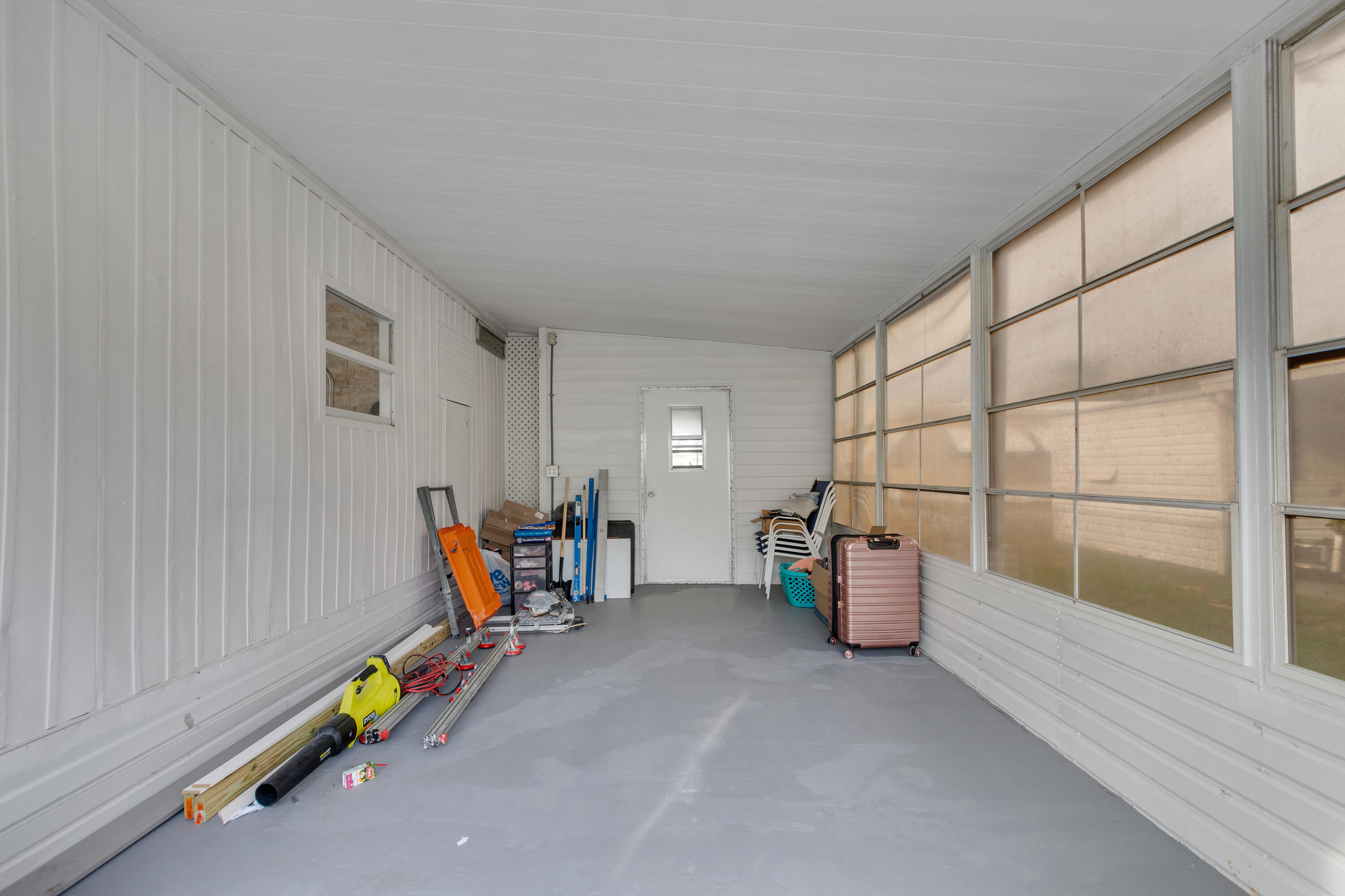 Spanish Lakes Riverfront - Residential