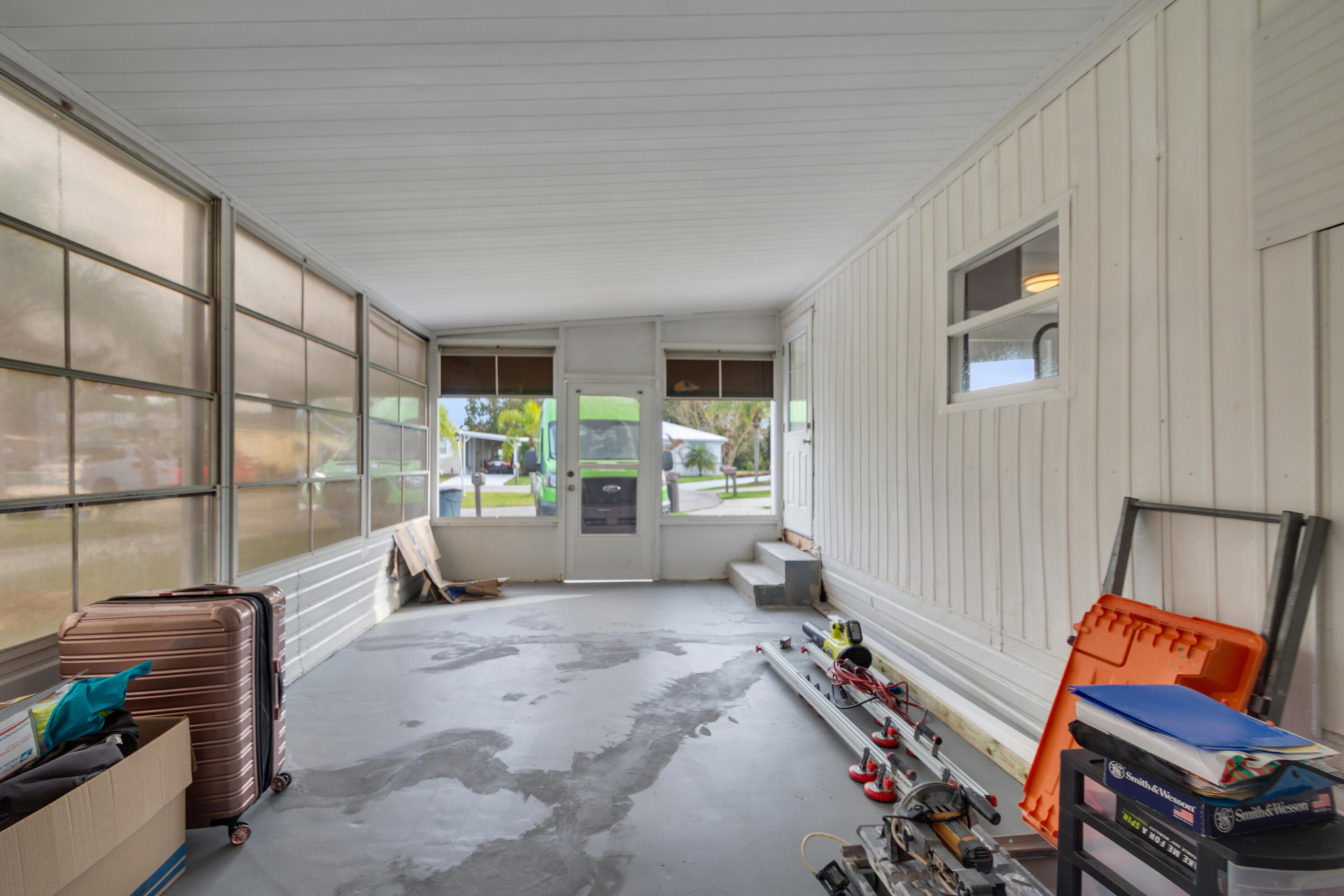 Spanish Lakes Riverfront - Residential