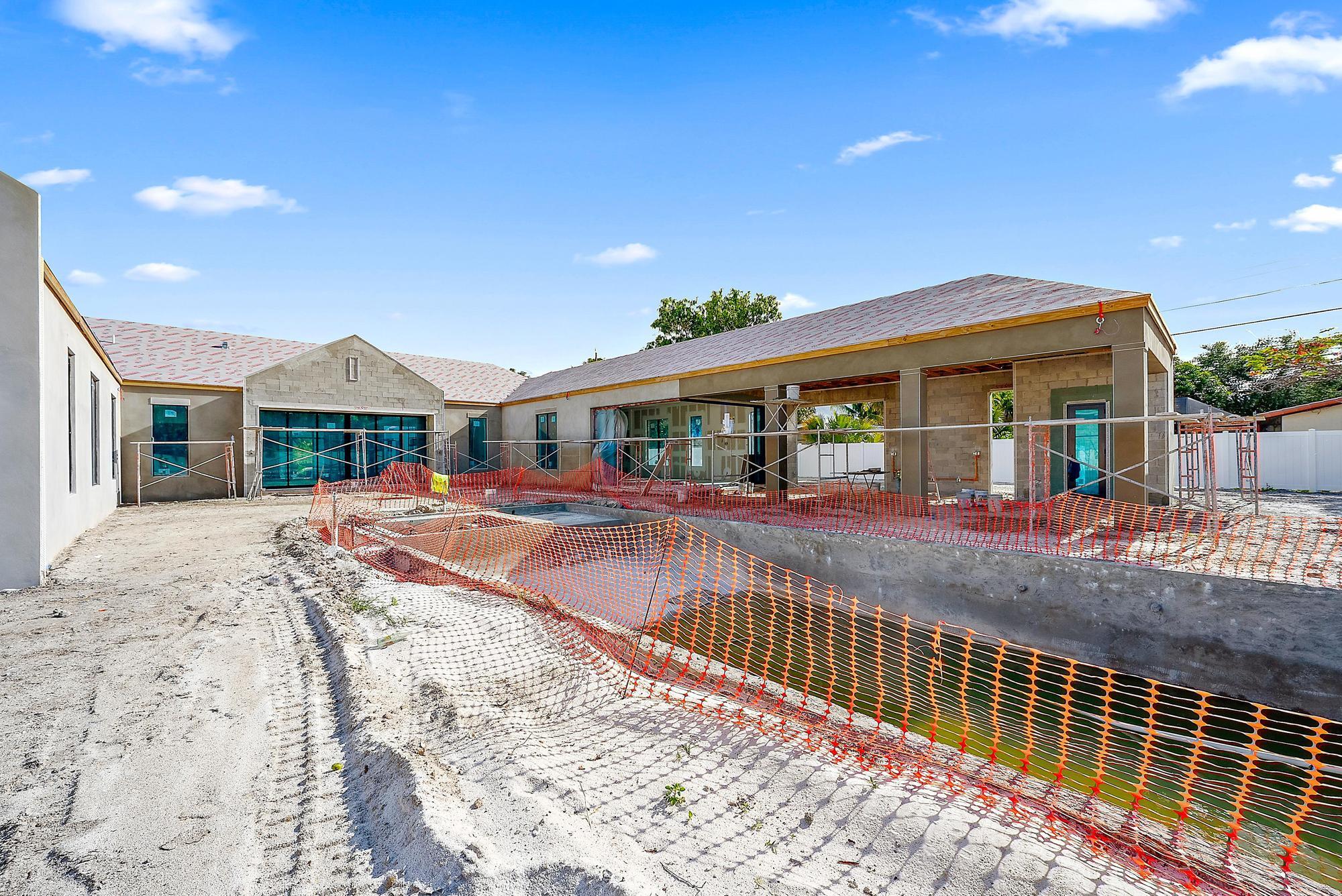 Pine tree drive - Residential