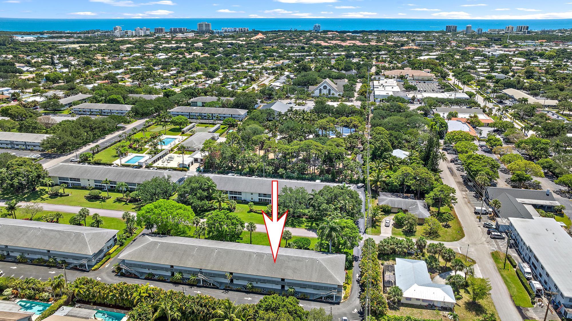 TEQUESTA GARDEN CONDO 6 - Residential