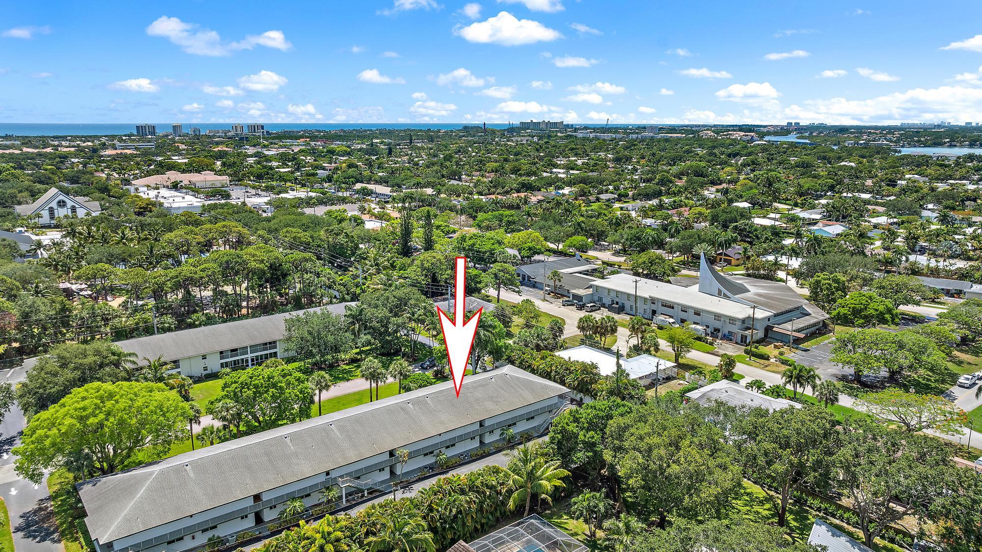 TEQUESTA GARDEN CONDO 6 - Residential