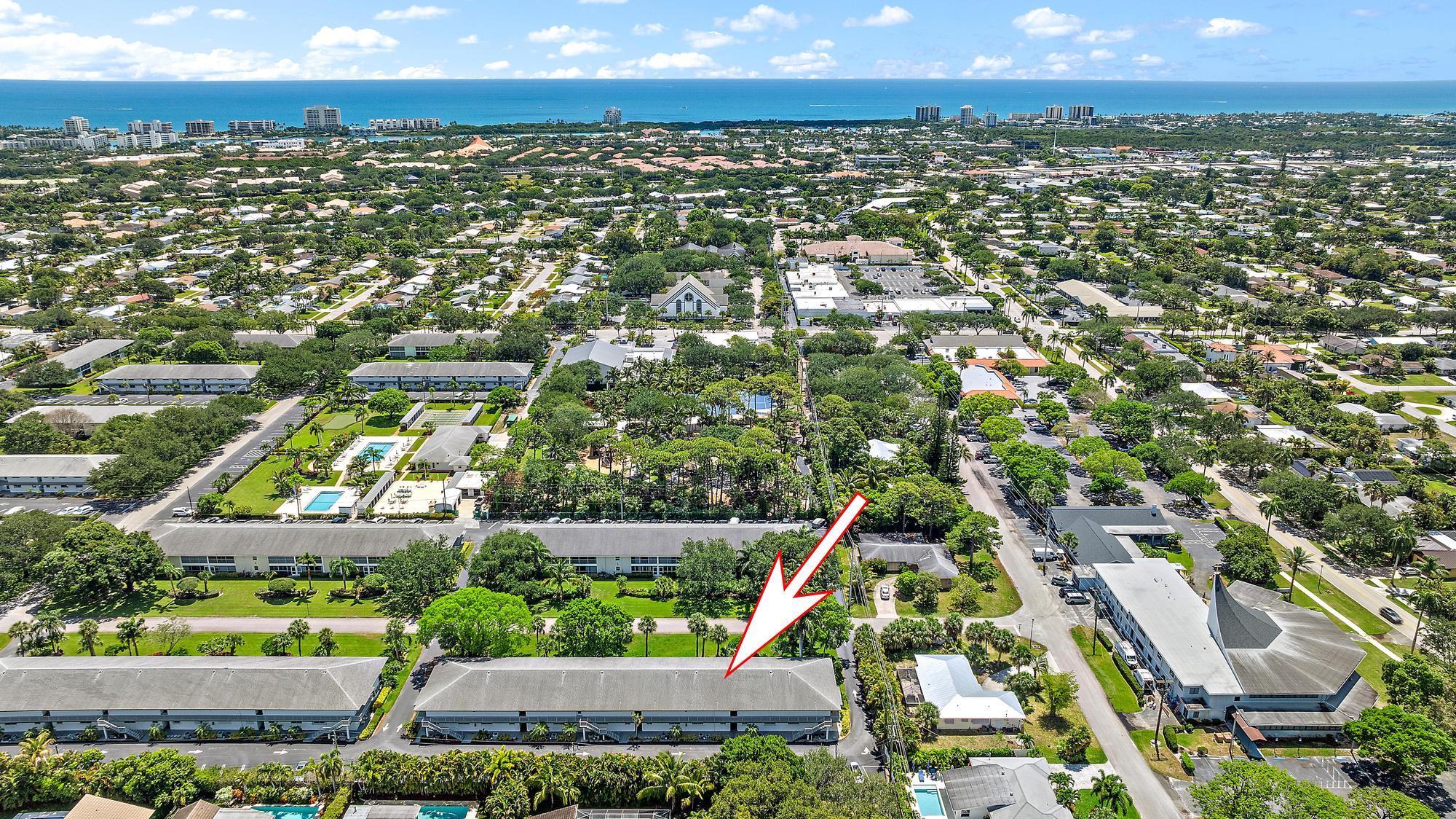 TEQUESTA GARDEN CONDO 6 - Residential