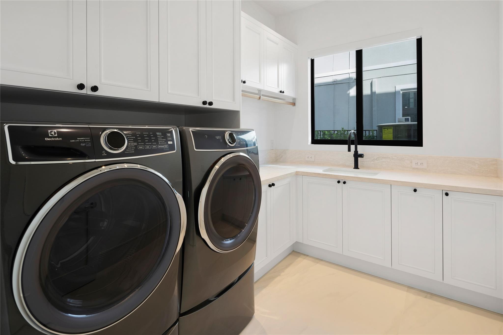 Sea Island - Residential