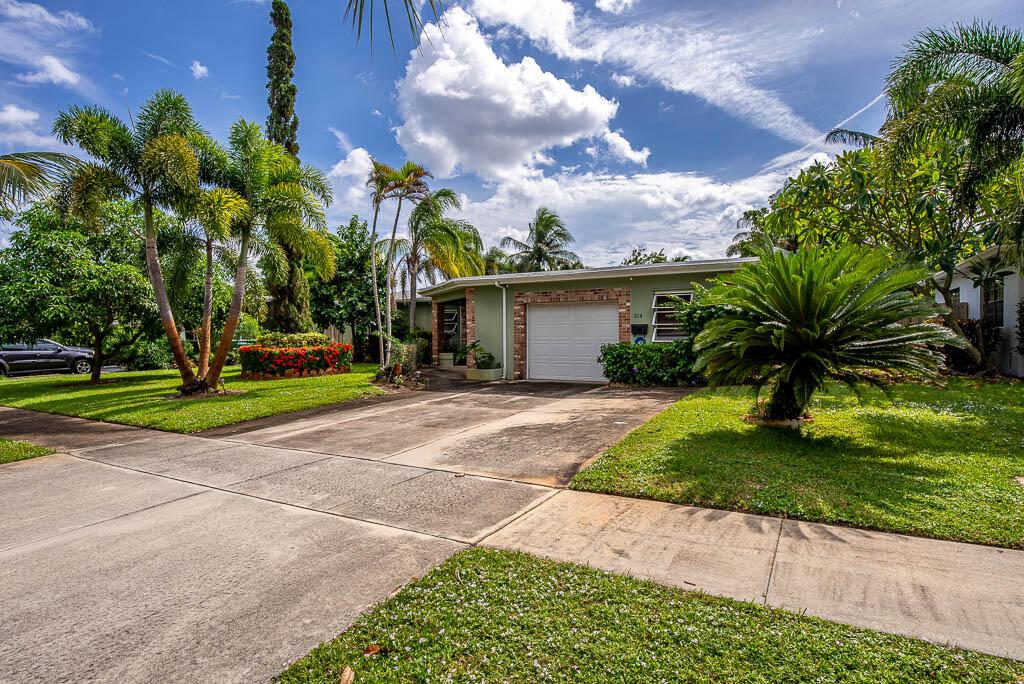 CRESCENT HEIGHTS - Residential Lease