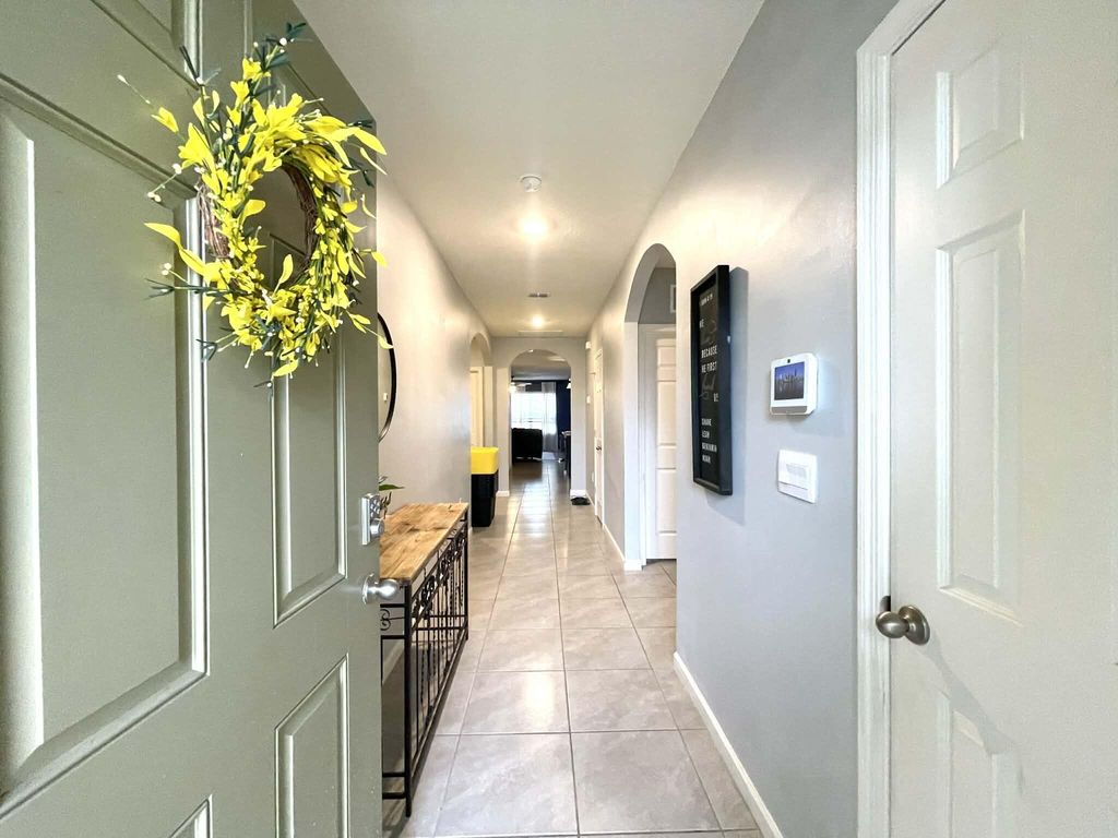 Photo of 1040 SW Canary Terrace, Port Saint Lucie, FL 34953 (MLS # B26014073)