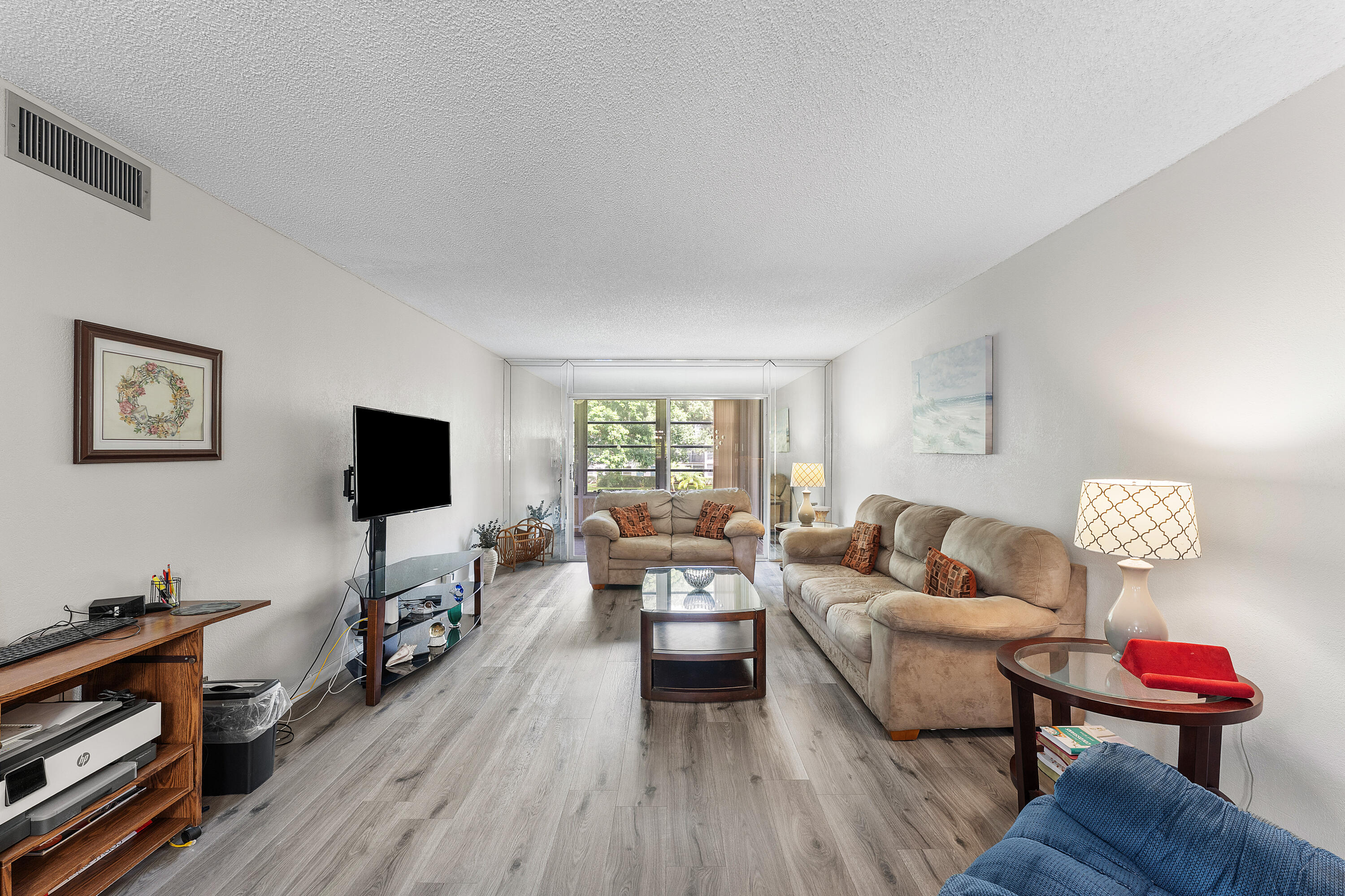 2001 GRANADA Drive L2