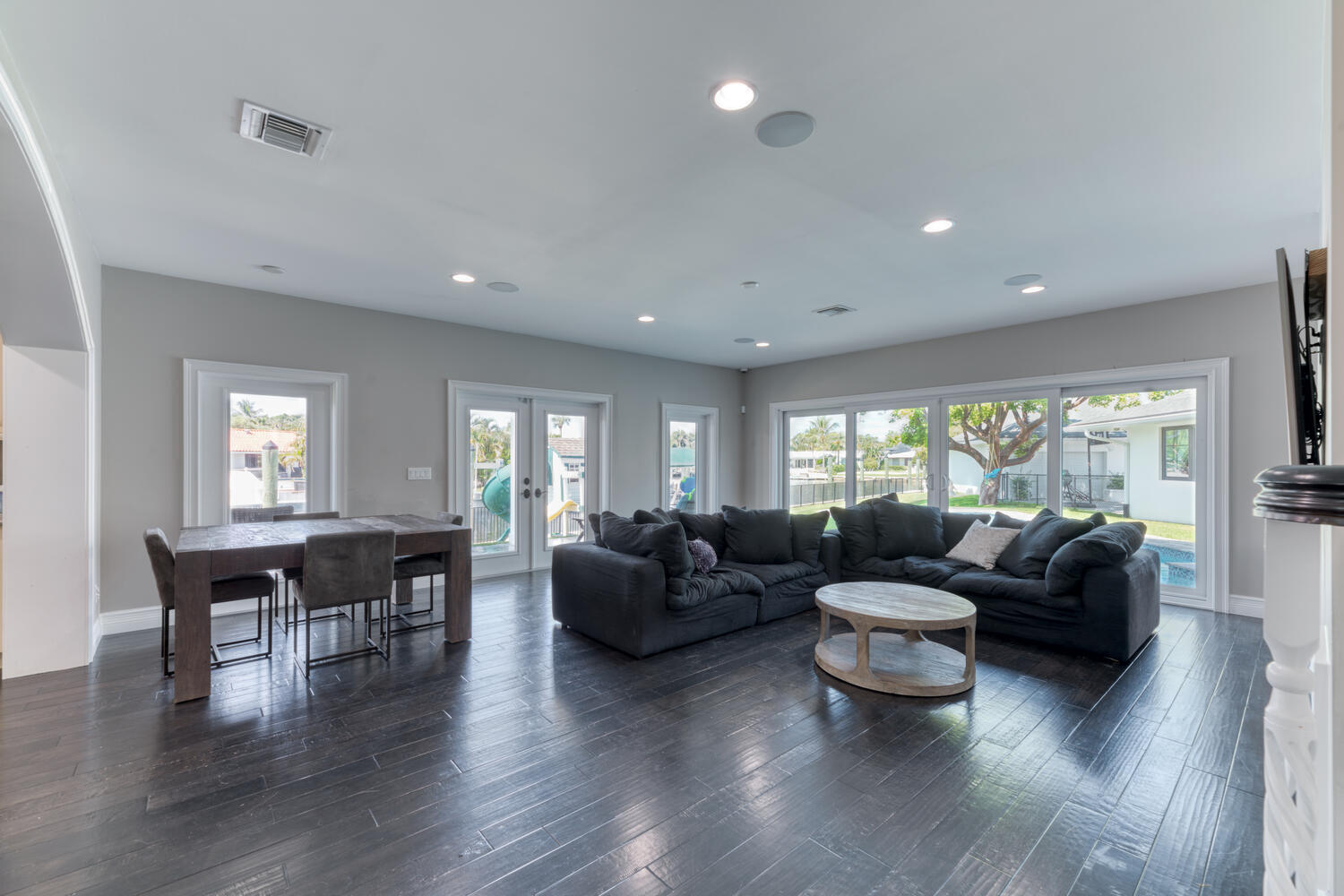 COUNTRY CLUB ADD TO VILLAGE OF NORTH PALM BEACH - Residential