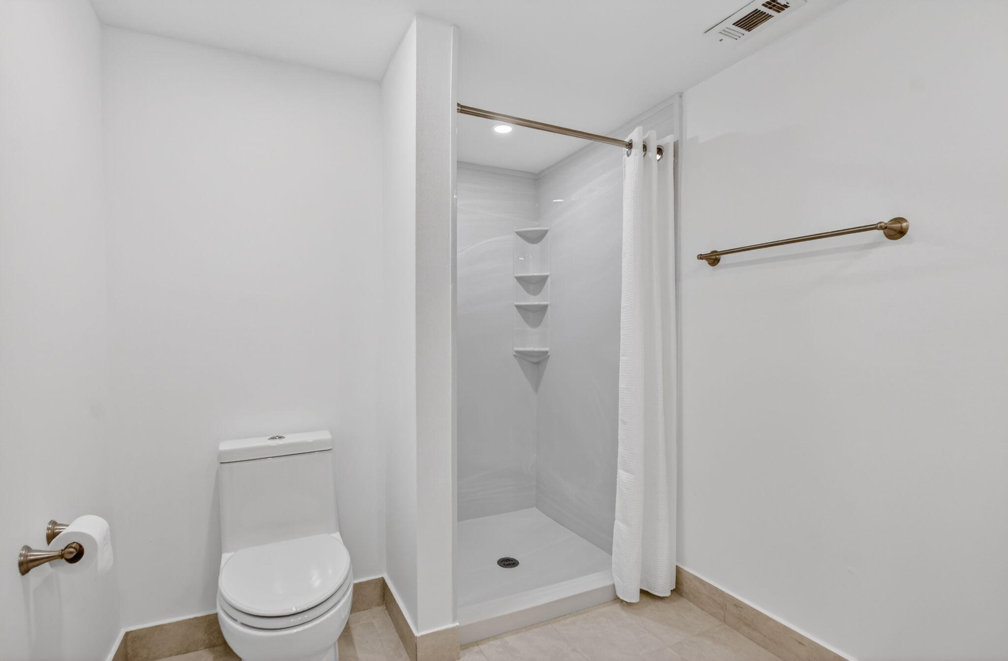 COACH HOUSES OF TOWN PLACE CONDO - Residential