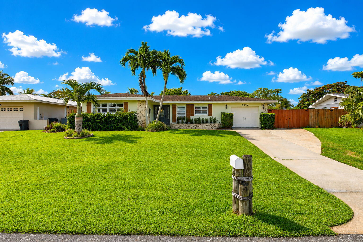 3854 BUTTERCUP Circle S