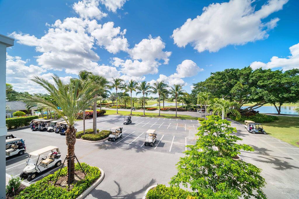 BOCA WOODS COUNTRY CLUB P - Residential