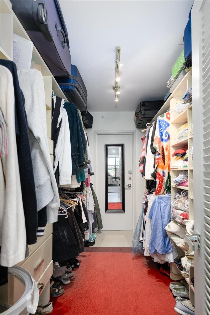 Parliament House - Residential